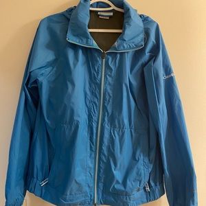 Lightweight Columbia Rain-jacket Windbreaker